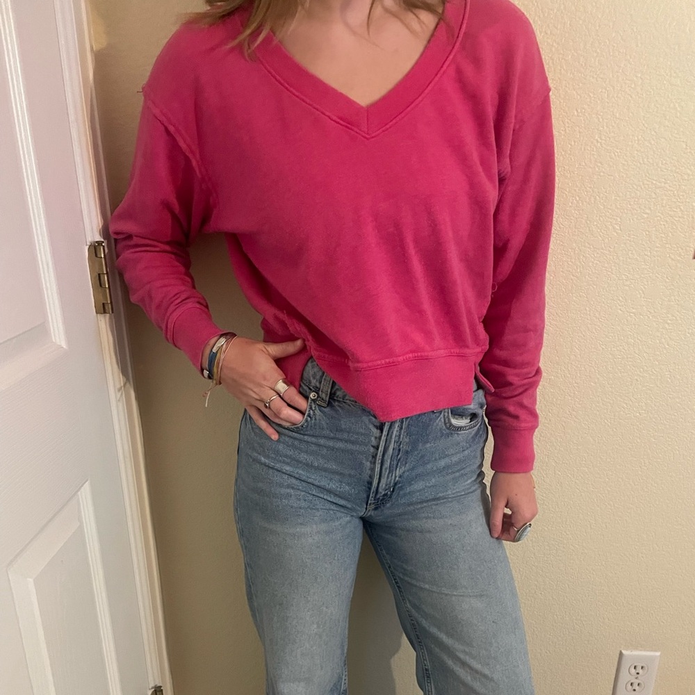 Michael Starr Camila, V-neck sweatshirt from Evereve in pink extra small - Picture 3 of 8